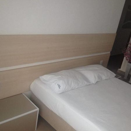 Hotel Tupinamba Гуарульос Екстериор снимка