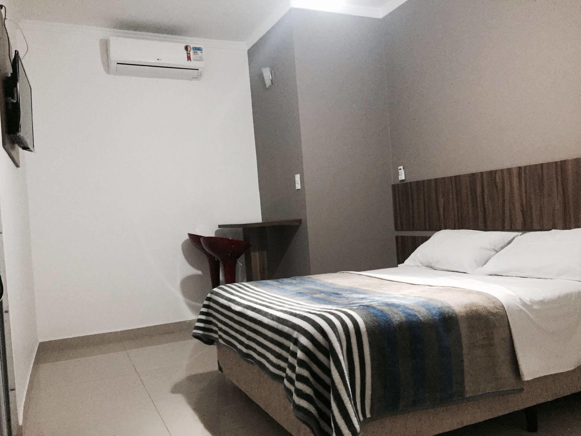 Hotel Tupinamba Гуарульос Екстериор снимка