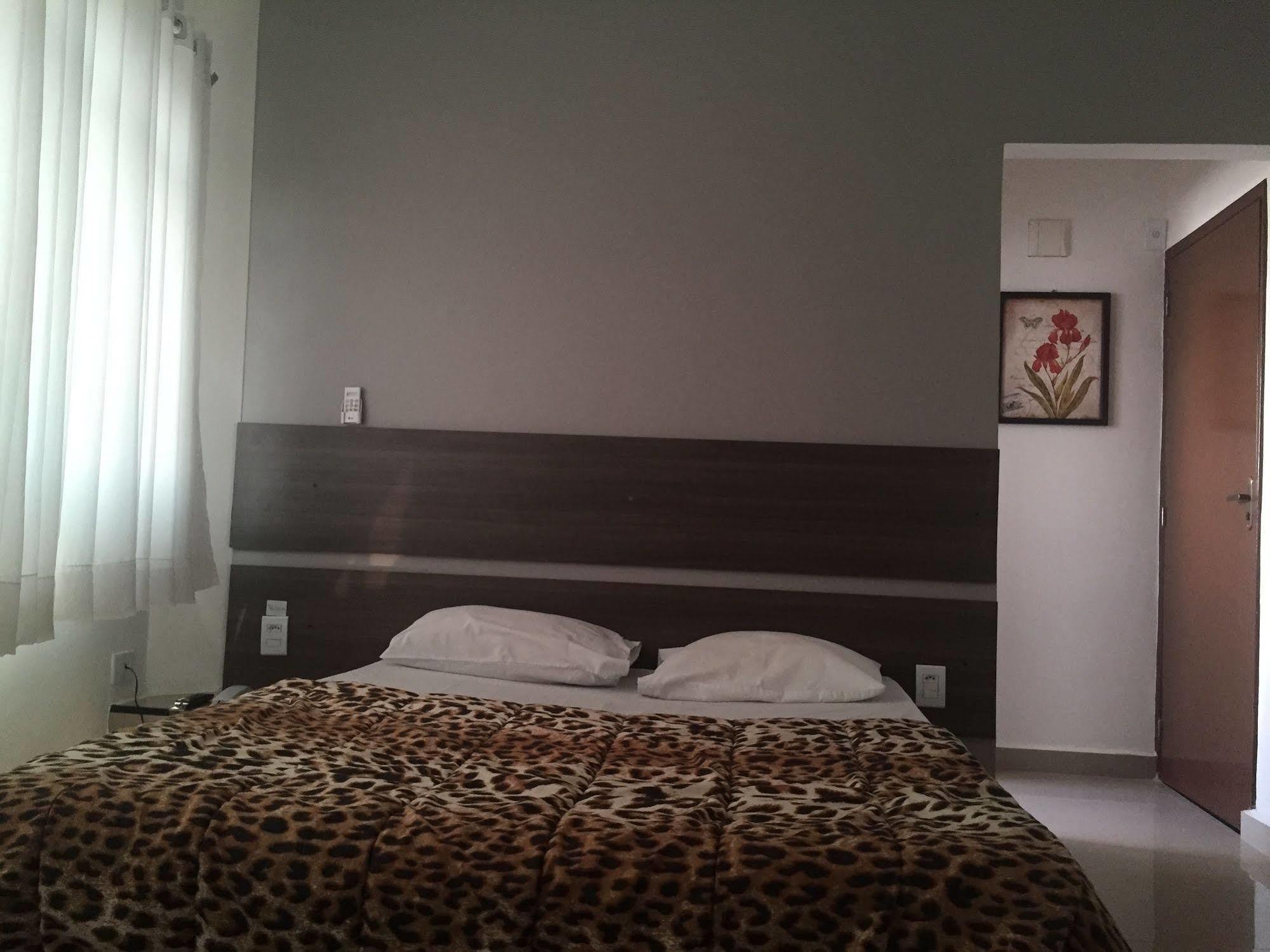 Hotel Tupinamba Гуарульос Екстериор снимка